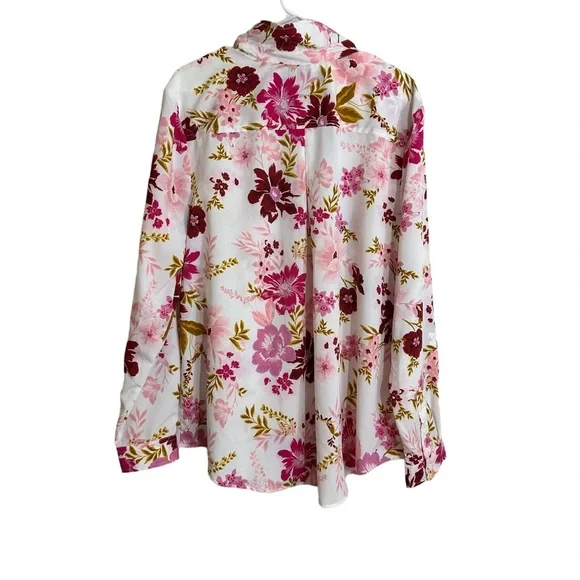 Time & Tru Floral Pink Button Down Business Casual Blouse - Picture 2 of 5